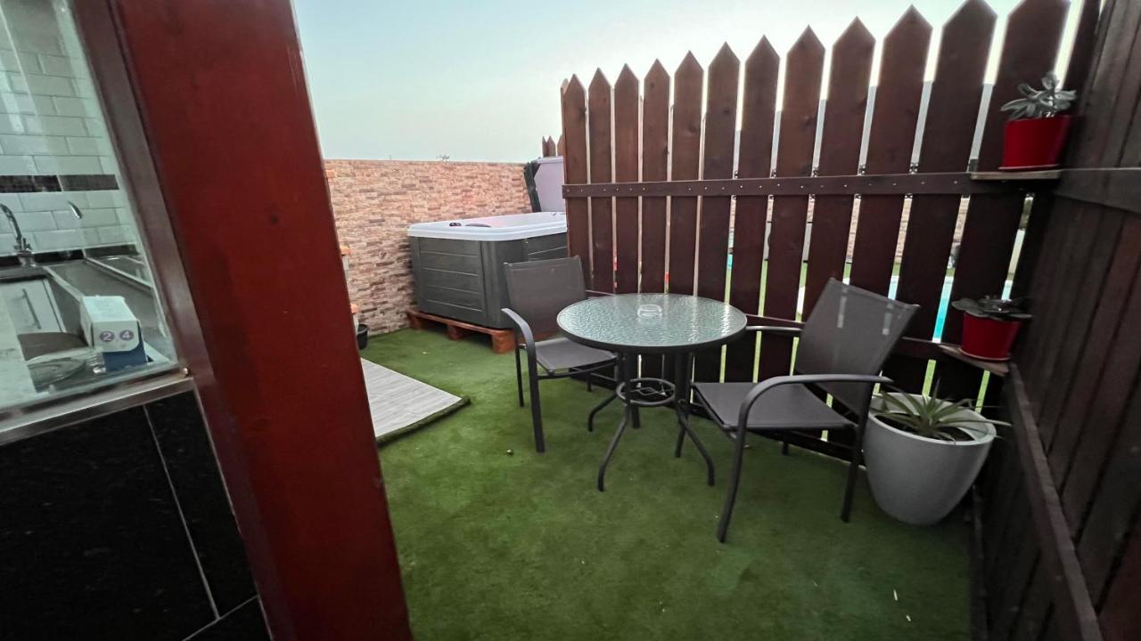 Estudio Agradable, Con Jacuzzi, Terraza Y Barbacoa, Totalmente Independiente Apartamento Corralejo Exterior foto